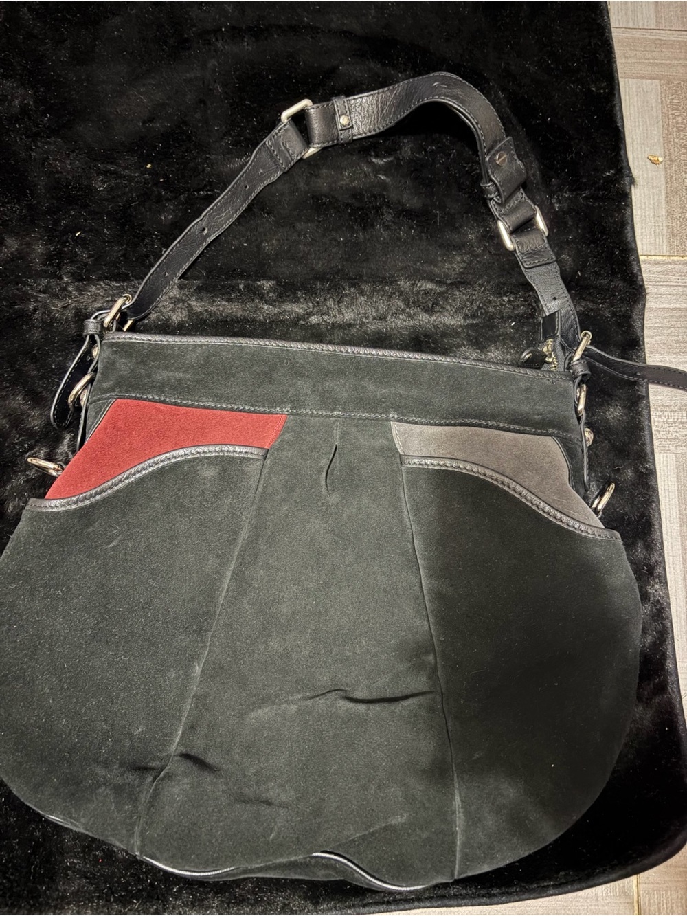Sondra Roberts Black Suede Shoulder Bag with Red Accent - Picture 4 of 8